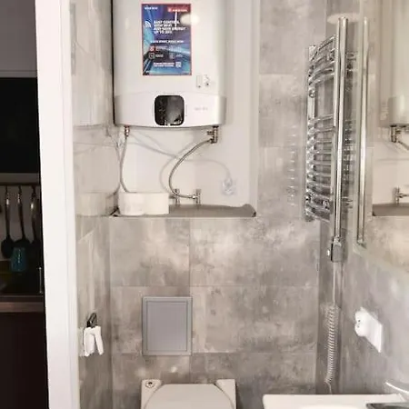 Przy Deptaku I Parku Zdrojowym - Zdroj