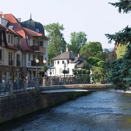 Appartamento Przy Deptaku I Parku Zdrojowym - Zdroj