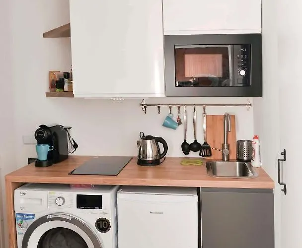 Przy Deptaku I Parku Zdrojowym - Zdroj